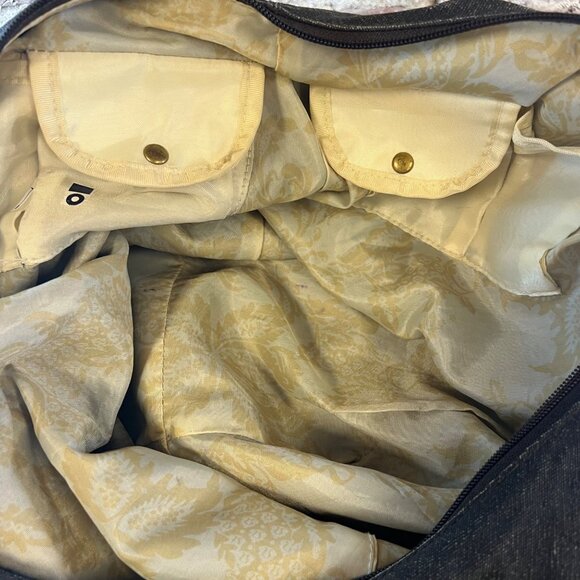 Large Lululemon Shoulder Bag Zippered Closure and Chunky Hardware Black - Picture 11 of 13